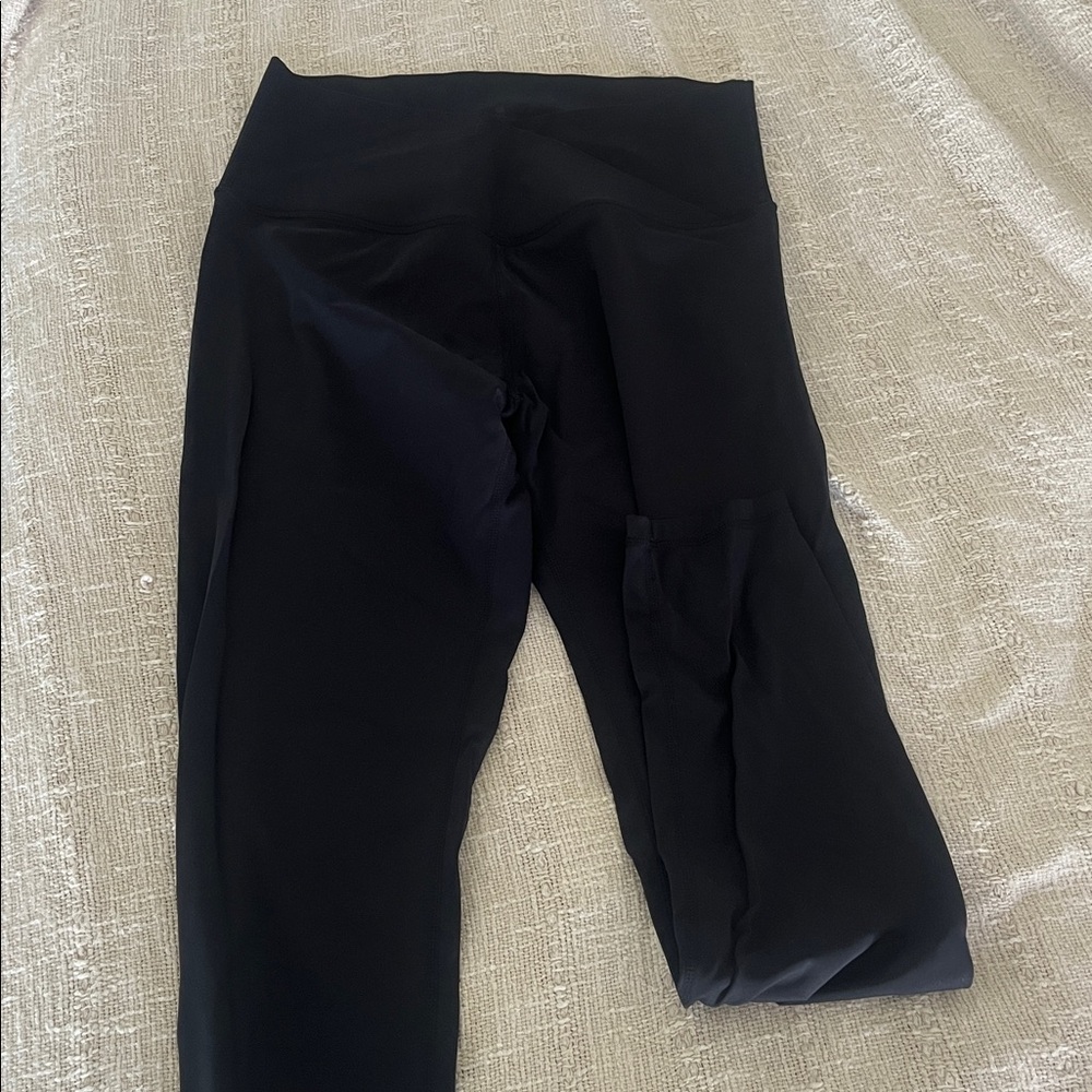 Black Cross Over High-Waisted Leggings